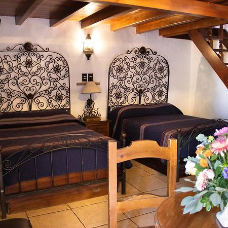 Hotel Los Escudos Pátzcuaro Zewnętrze zdjęcie