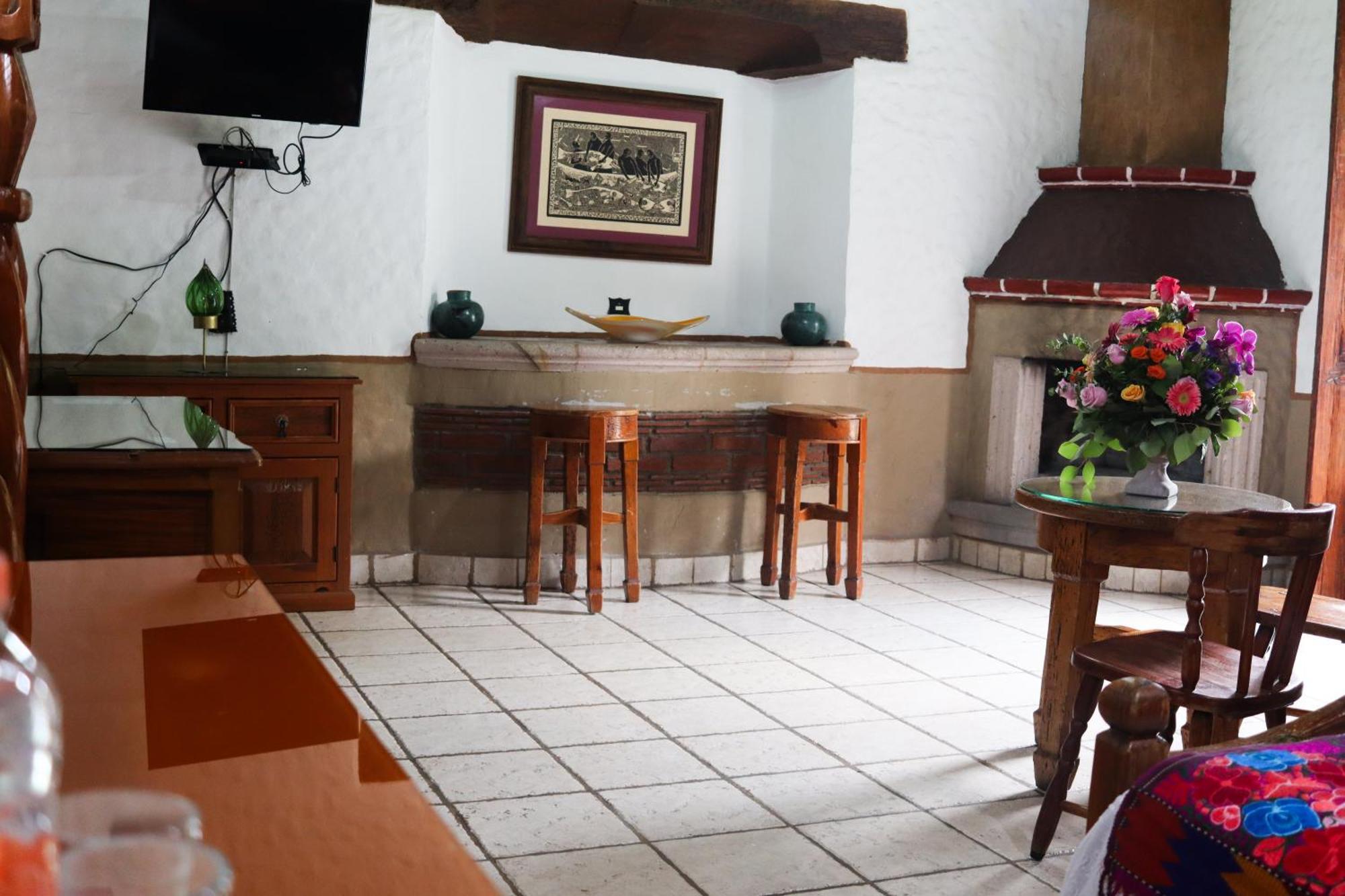 Hotel Los Escudos Pátzcuaro Zewnętrze zdjęcie