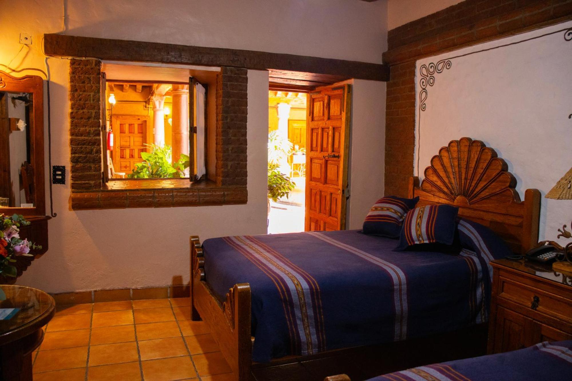 Hotel Los Escudos Pátzcuaro Zewnętrze zdjęcie