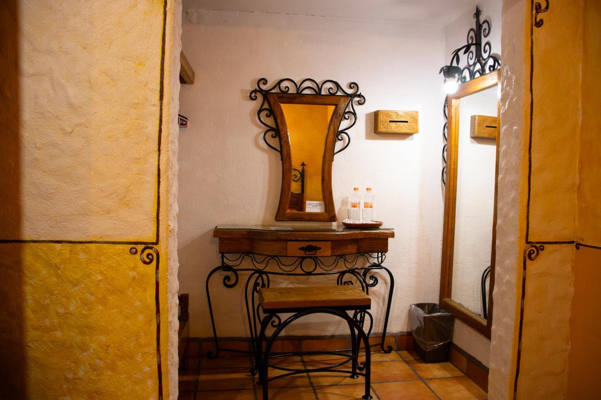 Hotel Los Escudos Pátzcuaro Zewnętrze zdjęcie