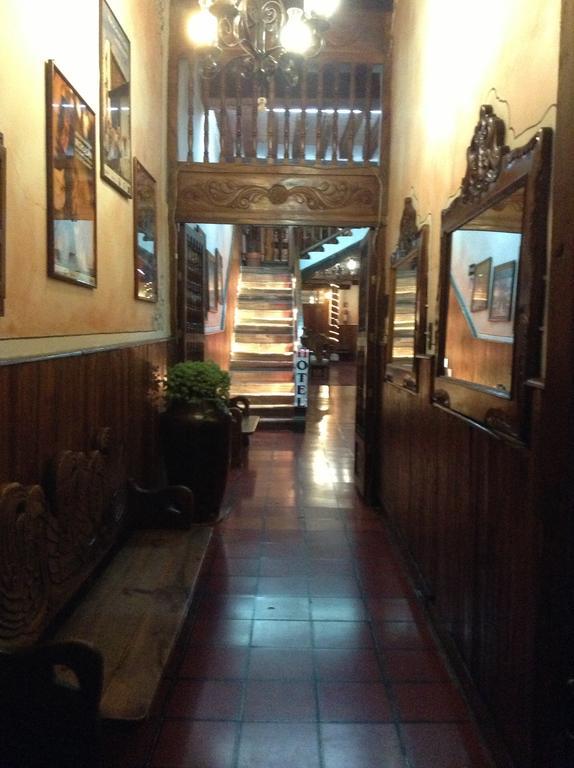 Hotel Los Escudos Pátzcuaro Zewnętrze zdjęcie