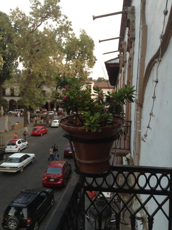 Hotel Los Escudos Pátzcuaro Zewnętrze zdjęcie