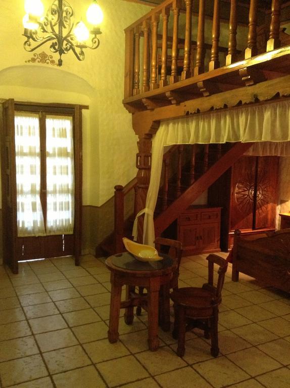 Hotel Los Escudos Pátzcuaro Zewnętrze zdjęcie