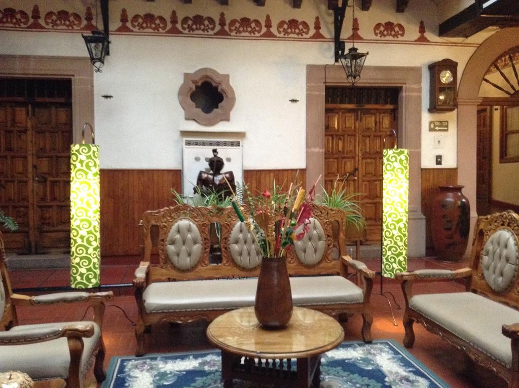 Hotel Los Escudos Pátzcuaro Zewnętrze zdjęcie