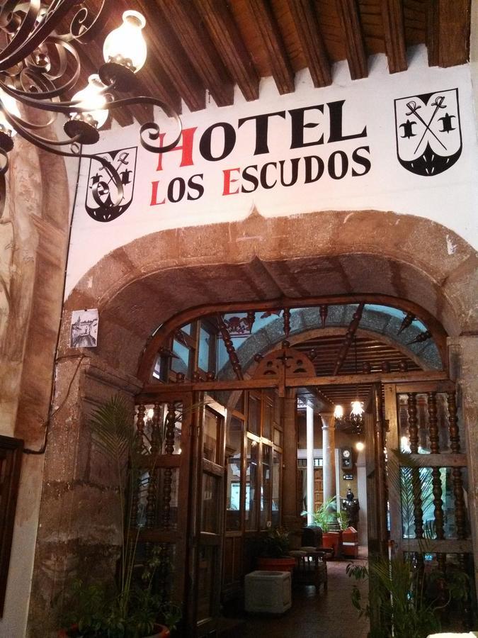 Hotel Los Escudos Pátzcuaro Zewnętrze zdjęcie